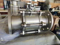 廠家直銷三片式高平臺(tái)法蘭球閥